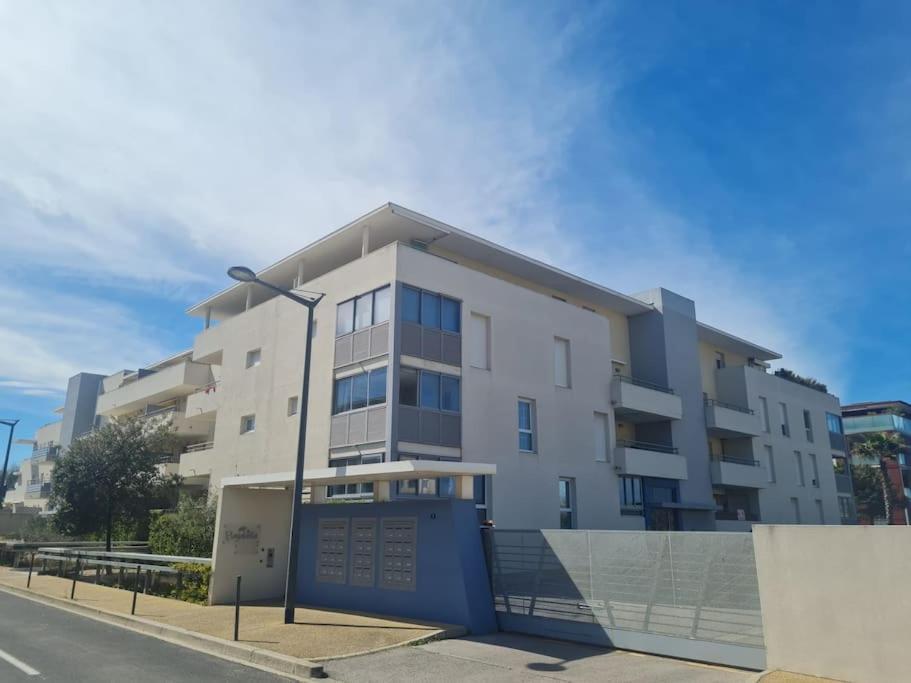 Studio A La Mer Avec Piscine Sète Exterior foto